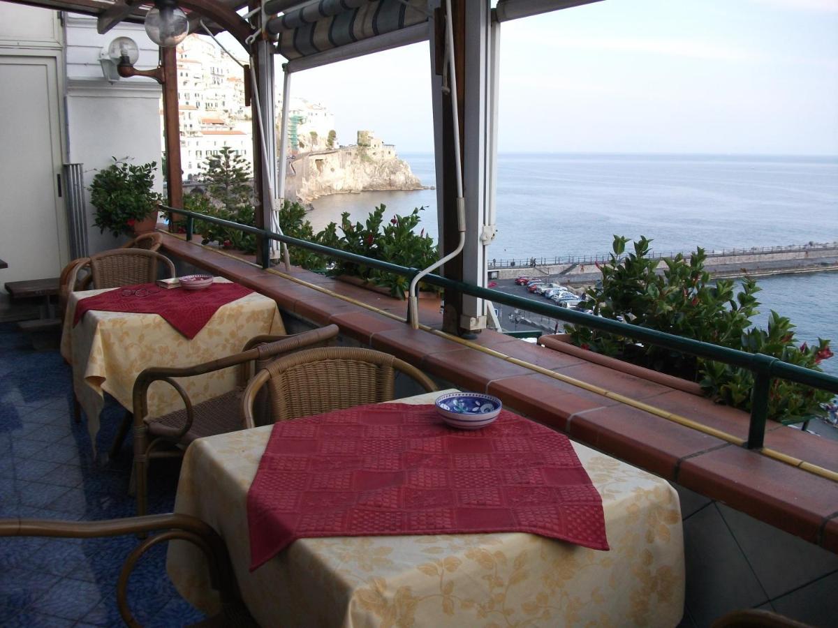 Holidays Baia D'Amalfi Exterior photo