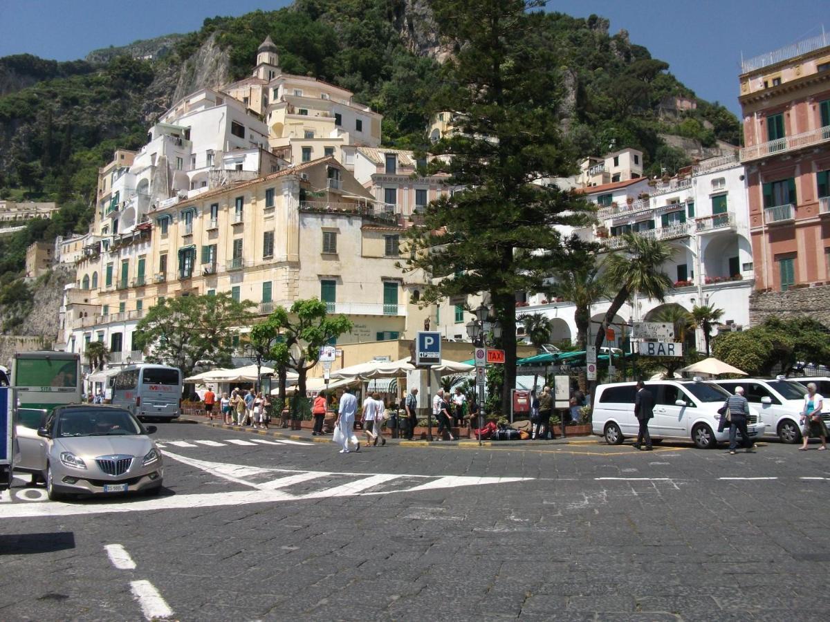 Holidays Baia D'Amalfi Exterior photo